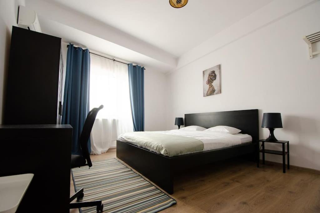 Gorgeous Apartment Near Old Town Bucharest Luaran gambar